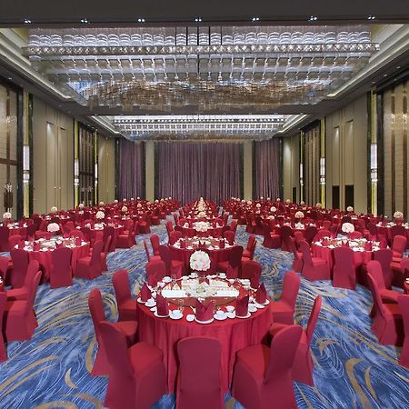 Wanda Vista Lanzhou Hotel Bagian luar foto