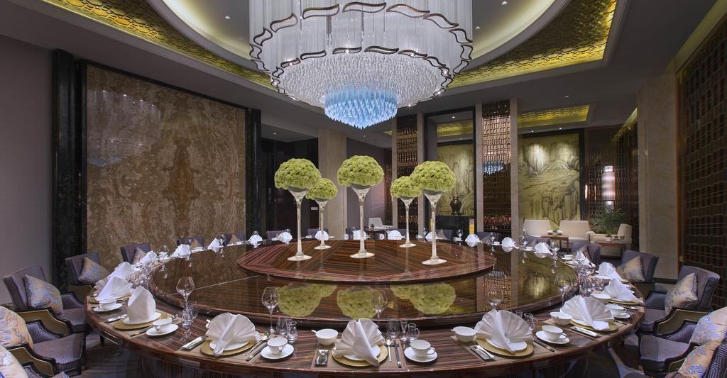 Wanda Vista Lanzhou Hotel Bagian luar foto