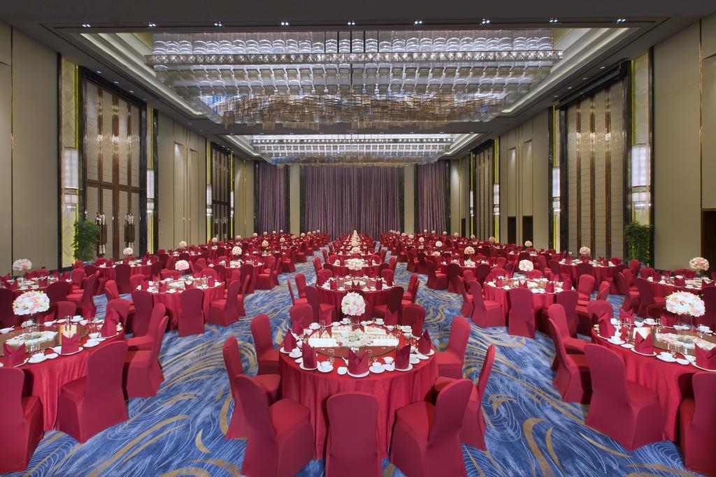 Wanda Vista Lanzhou Hotel Bagian luar foto