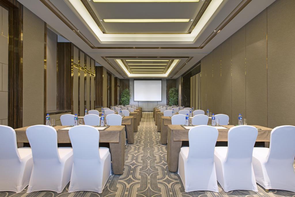 Wanda Vista Lanzhou Hotel Bagian luar foto