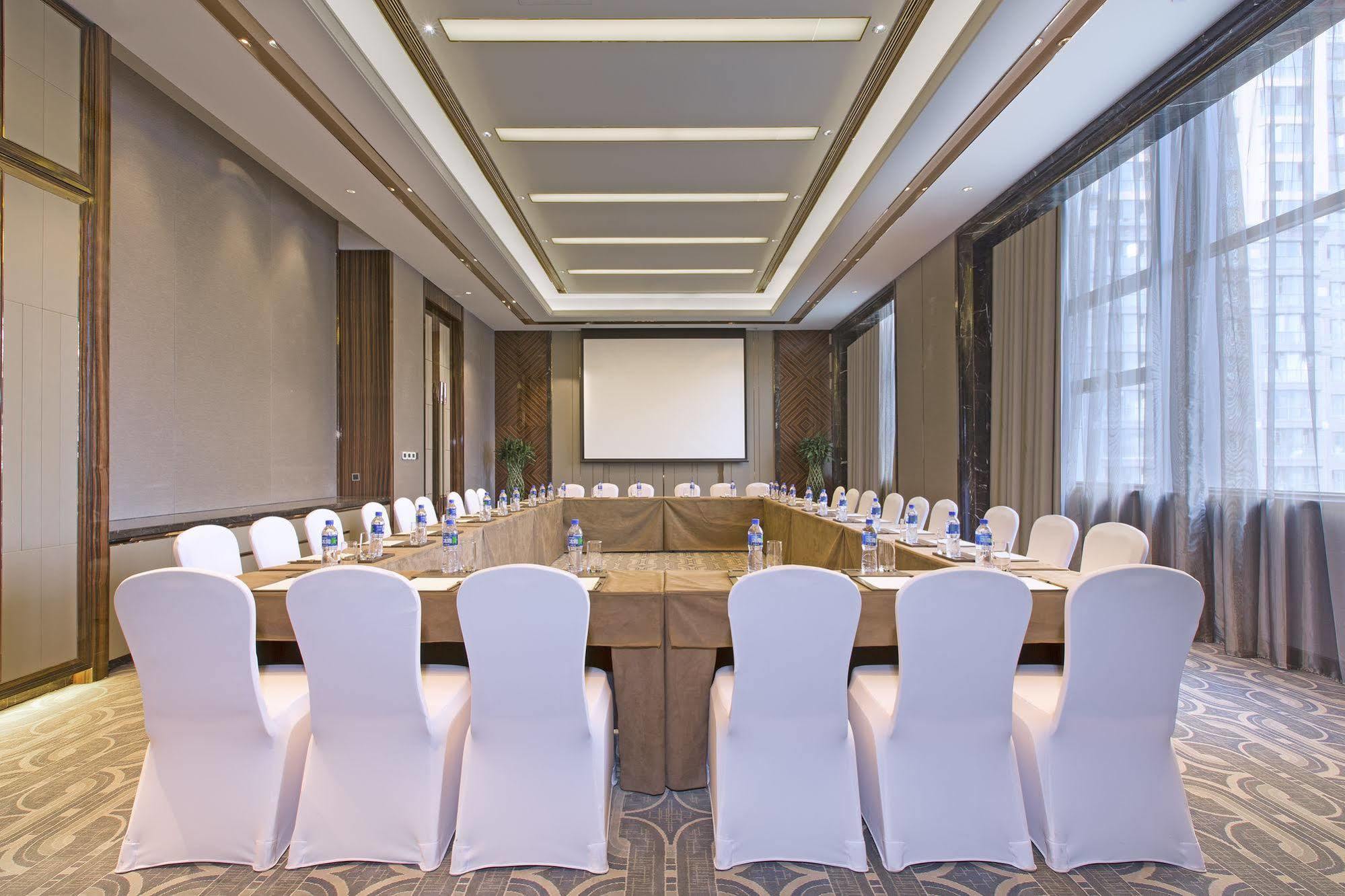 Wanda Vista Lanzhou Hotel Bagian luar foto
